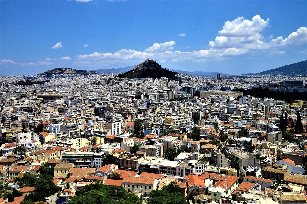 Ομοιότητες και διαφορές  Συγκριτική ανάλυση Γερμανία 1933-1945 Ελλάδα 2020-Σήμερα (εποχή του κορονοϊού): Ομοιότητες και διαφορές hill 5162897 1280