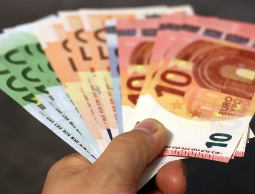 Ιδιωτικό νόμισμα ΕΥΡΩ, το ισχυρό εργαλείο σκλαβοποίησης των λαών της Ευρώπης-Μέρος 1ο  Ιδιωτικό νόμισμα ΕΥΡΩ, το ισχυρό εργαλείο σκλαβοποίησης των λαών της Ευρώπης-Μέρος 1ο euro 860x655