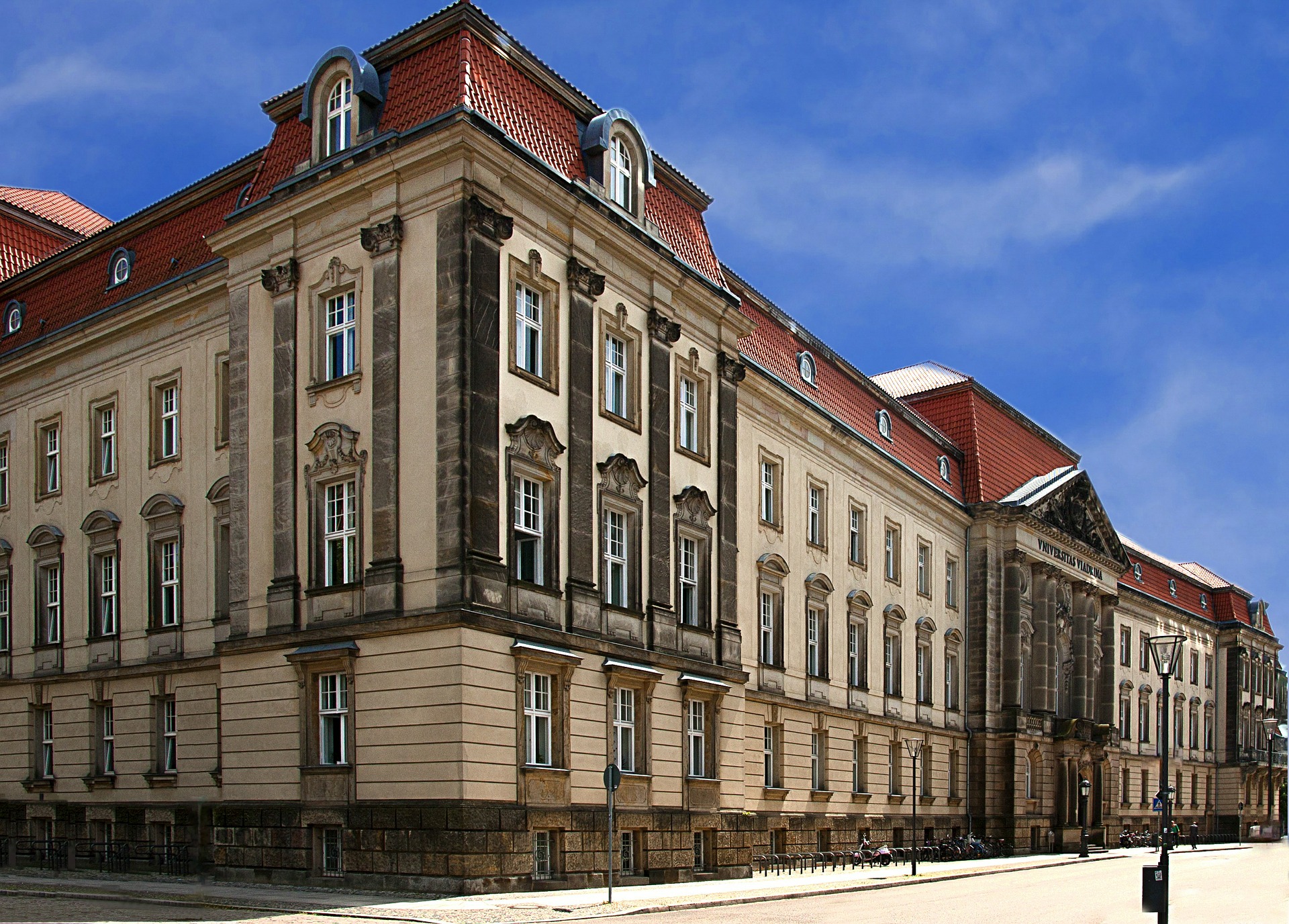 Η σχολή της Φρανκφούρτης, ο Σόρος και η διάλυση των Δυτικών Κοινωνιών viadrina university